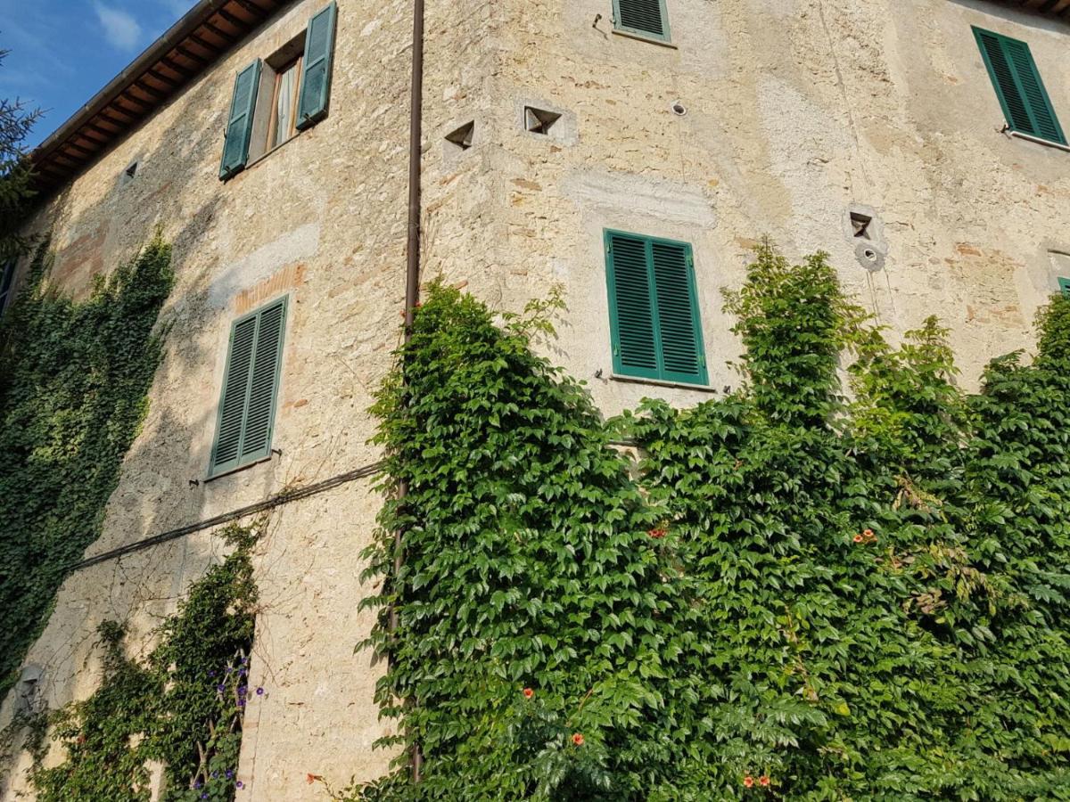Villa La Dimora Nel Castello à Collevalenza Extérieur photo